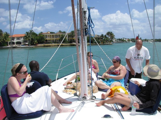 Biscayne Bay Sailing Picnic in Miami